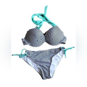 Top Medium/Bottom Small California Waves NWOT